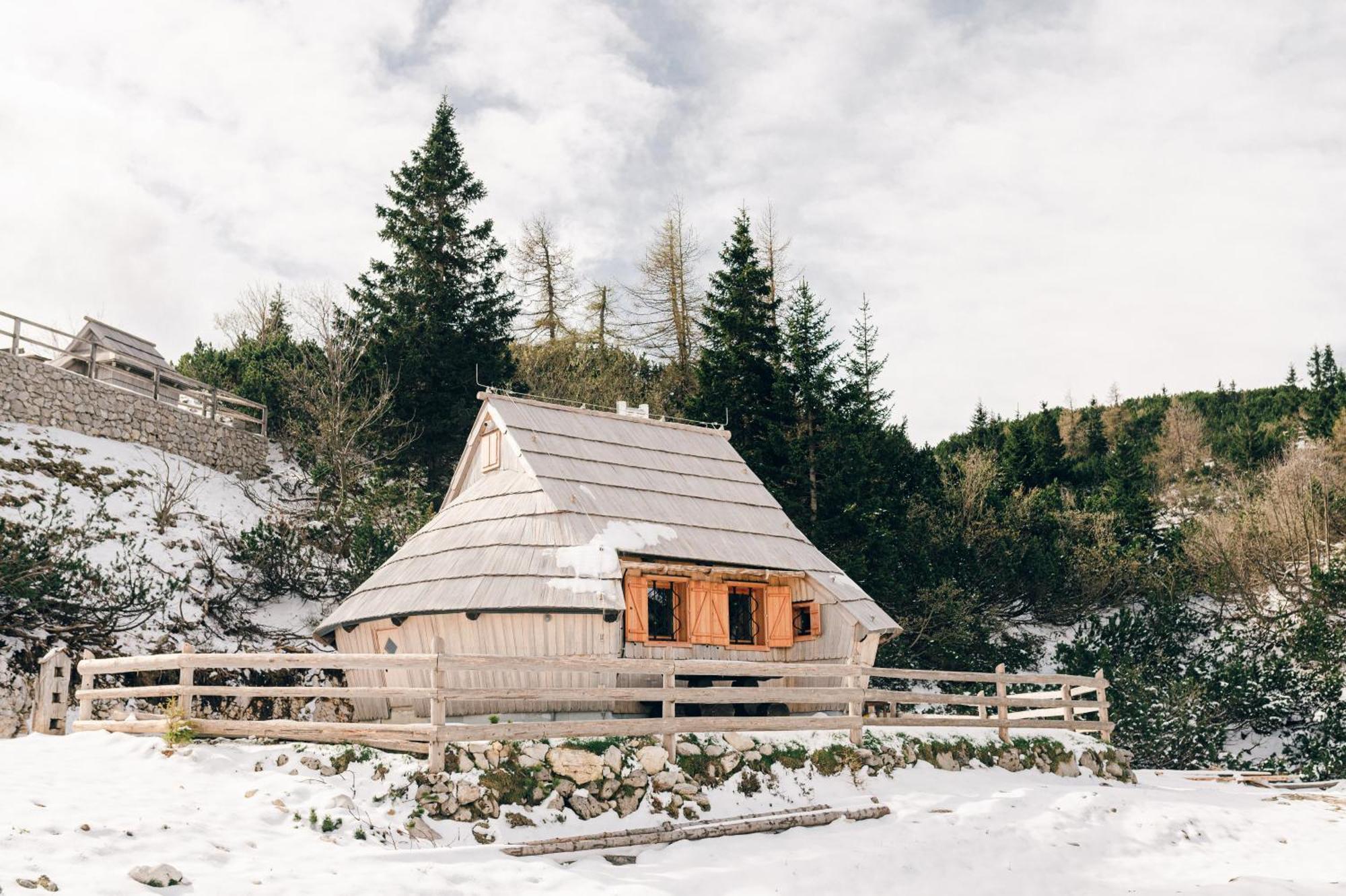 Chalet Lepenatka With Sauna - I Feel Alps Stahovica Extérieur photo